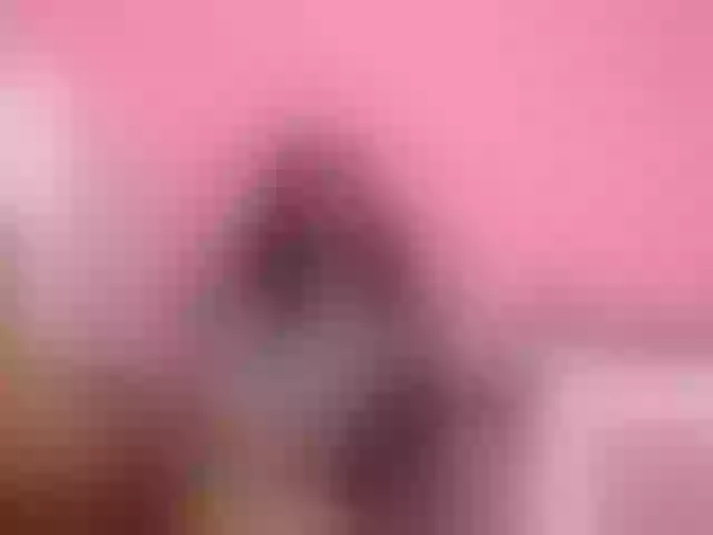 Live sex webcam photo for annythonson #273401147