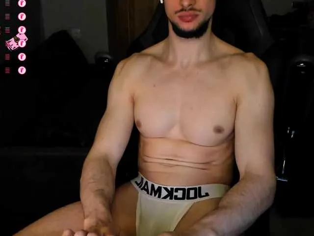 Live sex webcam photo for antawnt #277465863