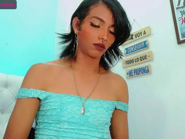 Live sex webcam photo for antonelababy #275609107