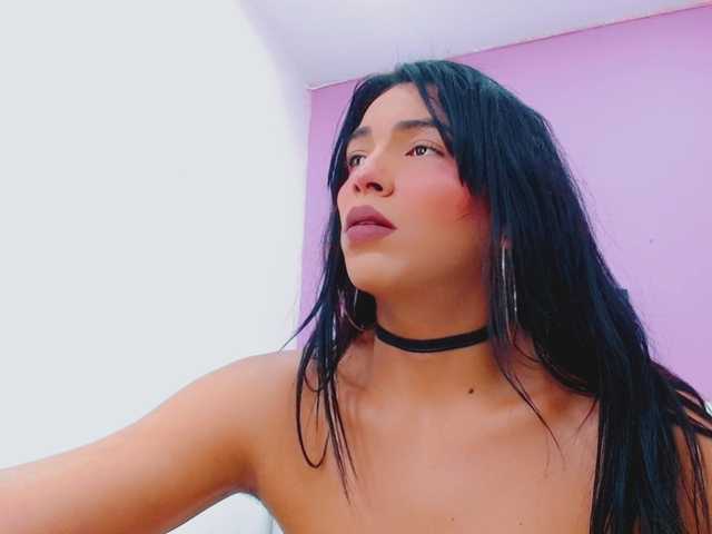 Live sex webcam photo for antonelababy #291401908