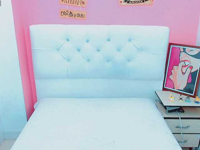 Live sex webcam photo for antonelababy #292209851