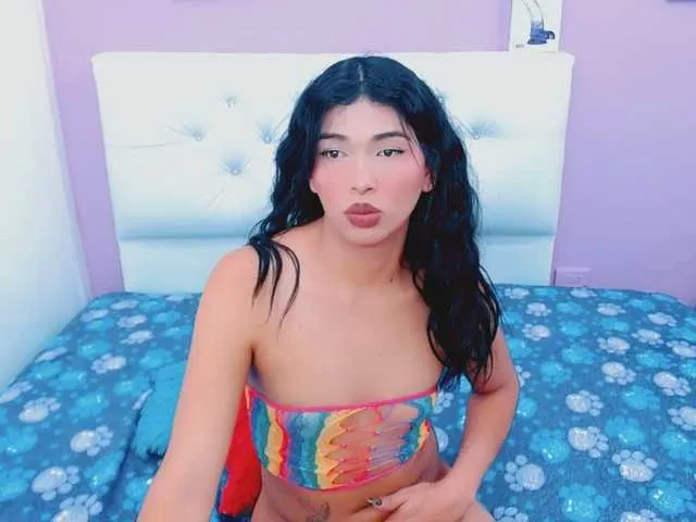 Live sex webcam photo for antonelababy #293352593