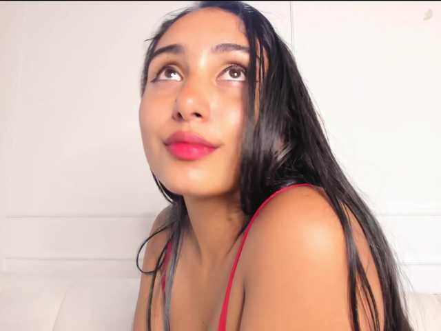 Live sex webcam photo for antonellasinitave #277994704