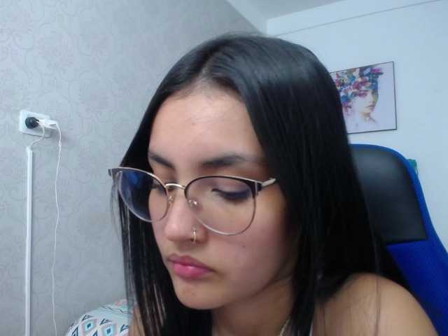 Live sex webcam photo for antonellasweetlittle #290323491