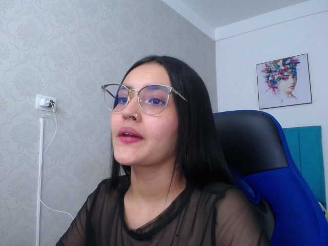 Live sex webcam photo for antonellasweetlittle #291022806