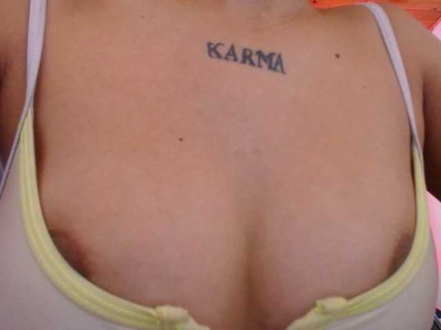 Live sex webcam photo for antonellasweetlittle #291084881