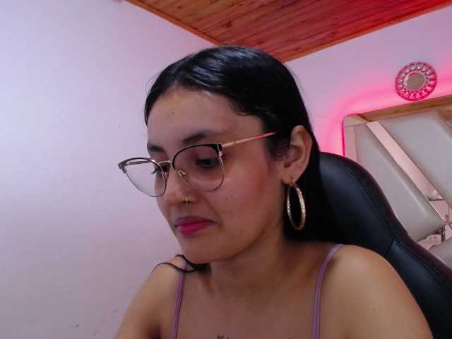 Live sex webcam photo for antonellasweetlittle #291106112