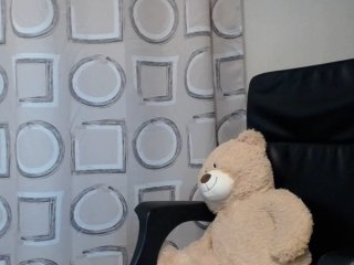 Live sex webcam photo for antonialove69 #153363198