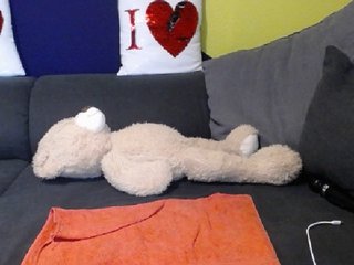 Live sex webcam photo for antonialove69 #174858990