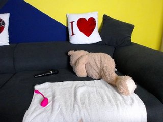 Live sex webcam photo for antonialove69 #181736585