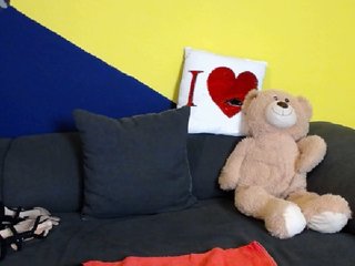 Live sex webcam photo for antonialove69 #182175446