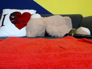 Live sex webcam photo for antonialove69 #186854355