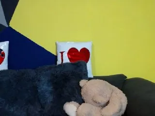 Live sex webcam photo for antonialove69 #195337095