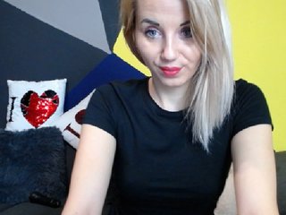Live sex webcam photo for antonialove69 #196828736