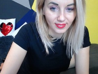 Live sex webcam photo for antonialove69 #196842863