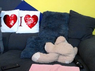 Live sex webcam photo for antonialove69 #203427783