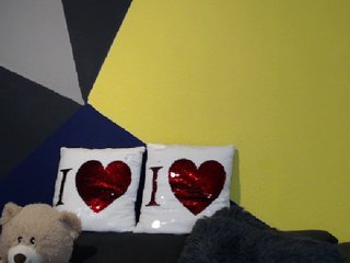 Live sex webcam photo for antonialove69 #228681590