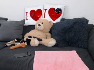 Live sex webcam photo for antonialove69 #234710546