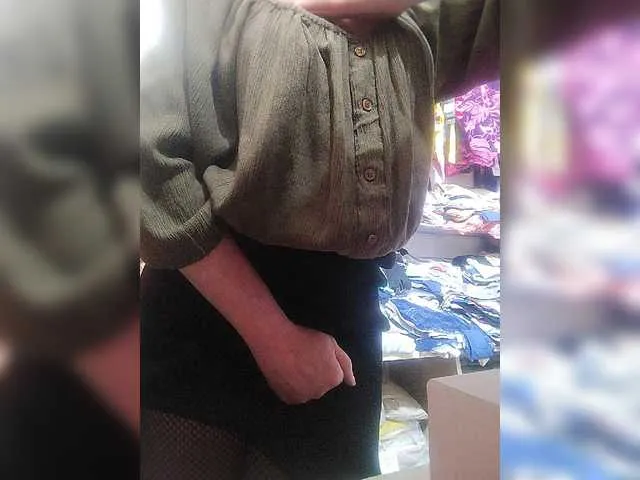 Live sex webcam photo for antonina4320 #277907069