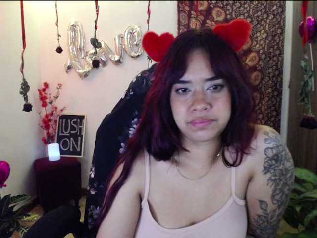 Live sex webcam photo for anyablack230 #290471063