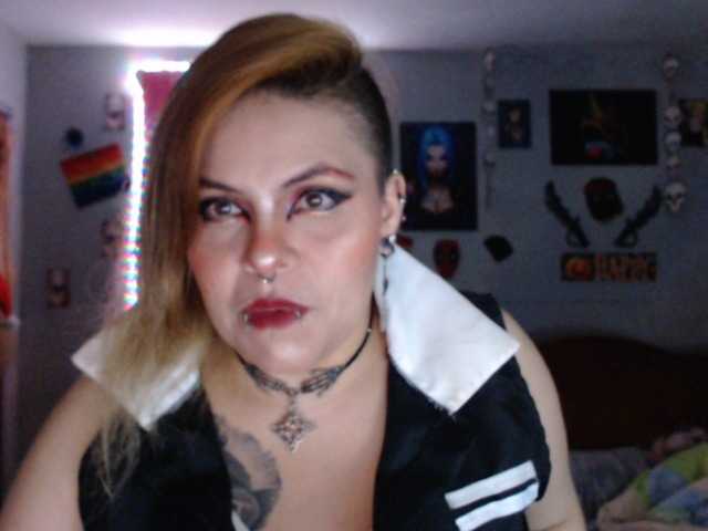 Live sex webcam photo for anyelickboyer #277412433