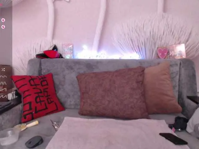 Live sex webcam photo for anyuta1212 #290489880
