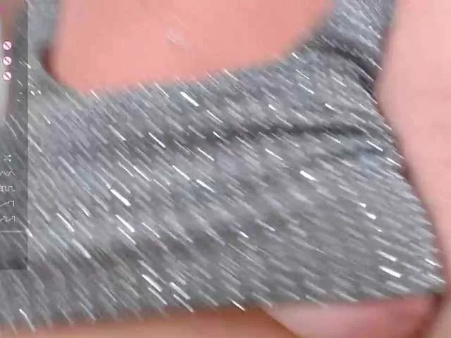 Live sex webcam photo for anyuta1212 #291557565