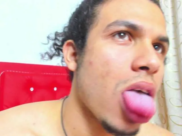 Live sex webcam photo for apholo24 #276492646