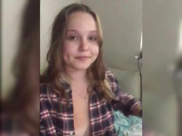 Live sex webcam photo for apisinka #287007241