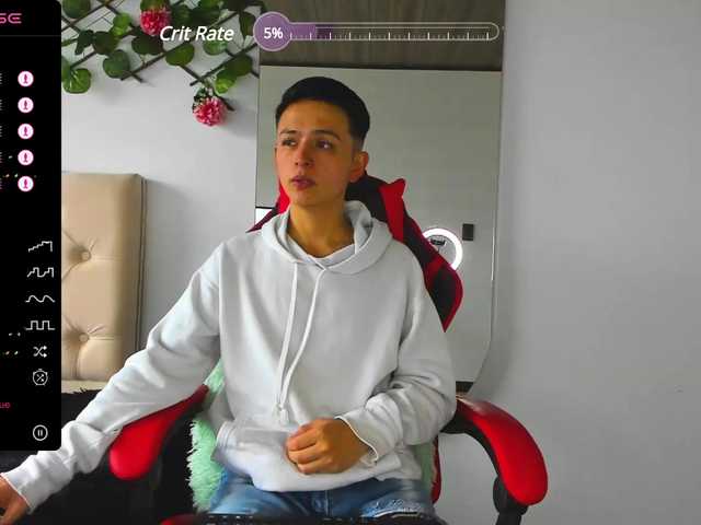 Live sex webcam photo for apolosex #276460700