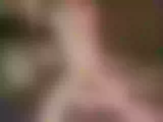 Live sex webcam photo for april-1 #275985540