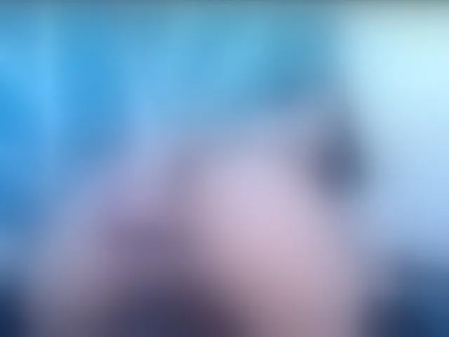 Live sex webcam photo for april-precum #293798189