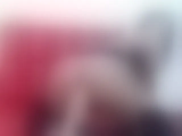 Live sex webcam photo for april-precum #293864769