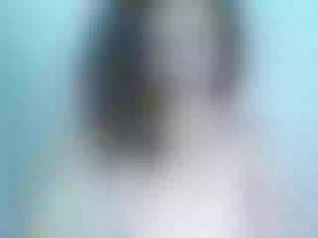 Live sex webcam photo for april-seas29 #275579470