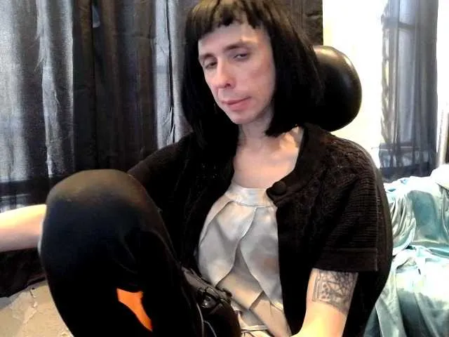 Live sex webcam photo for april1show1her #277639493