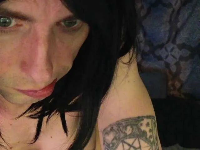 Live sex webcam photo for april1show1her #277866515