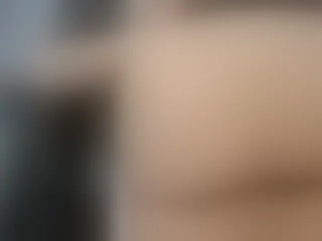 Live sex webcam photo for aprile #293762432