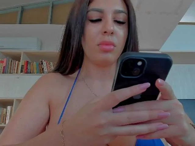 Live sex webcam photo for arabiansweety #272654244