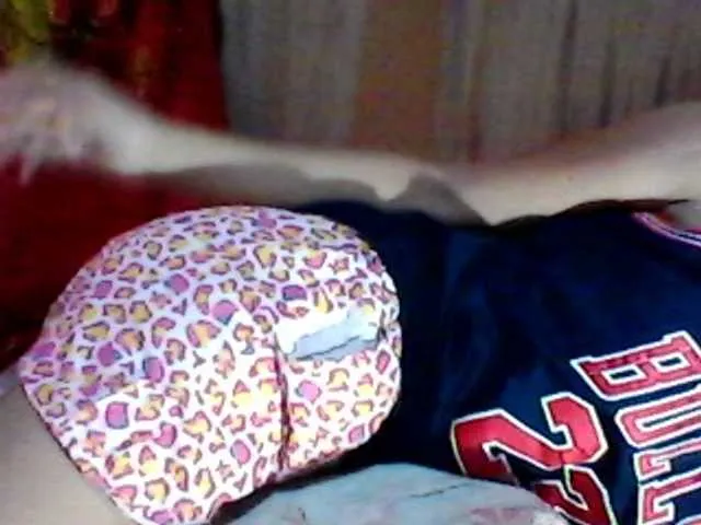 Live sex webcam photo for araneta #273895877