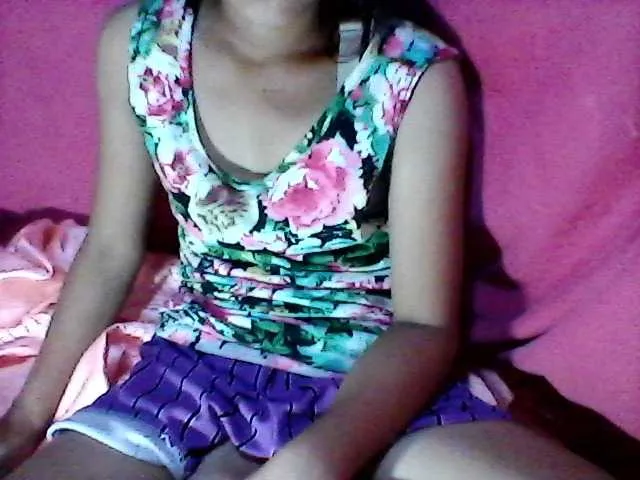 Live sex webcam photo for araneta #273979091