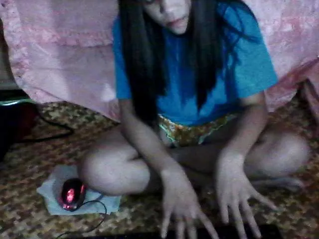 Live sex webcam photo for araneta #274220460
