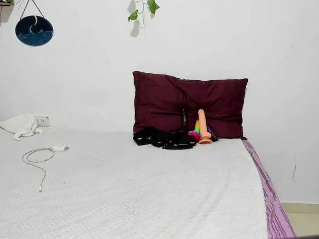 Live sex webcam photo for aria-mapola #291143663