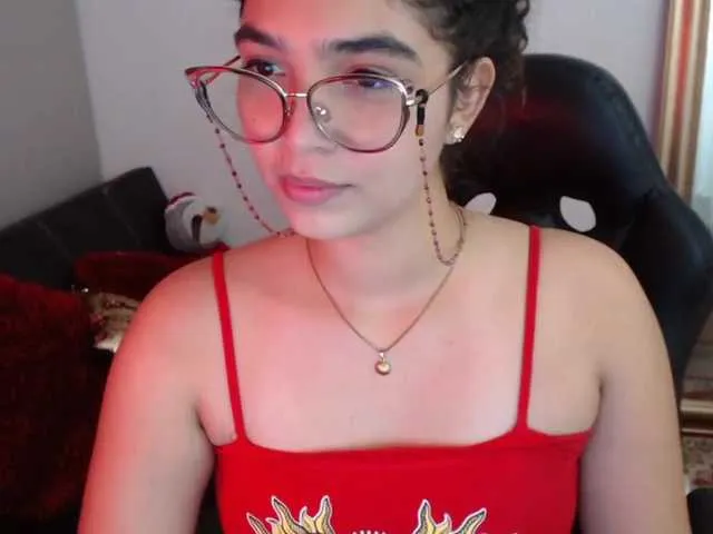 Live sex webcam photo for aria19xo #272313977