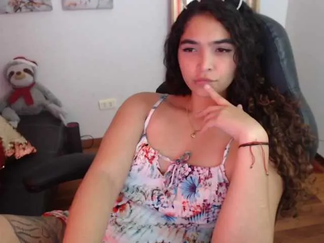 Live sex webcam photo for aria19xo #272409842
