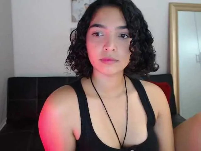 Live sex webcam photo for aria19xo #273533035