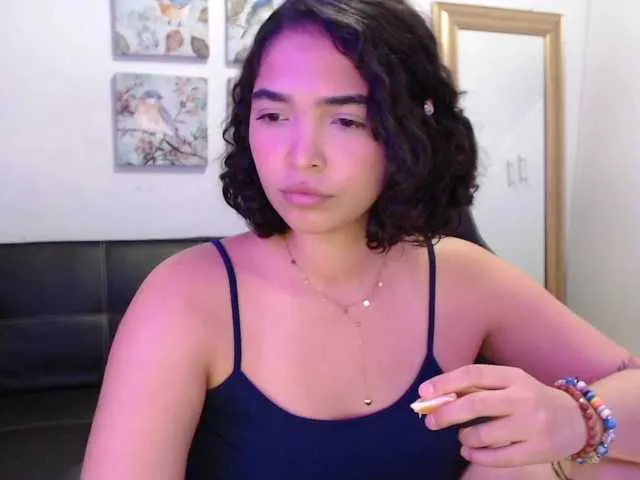 Live sex webcam photo for aria19xo #273833176