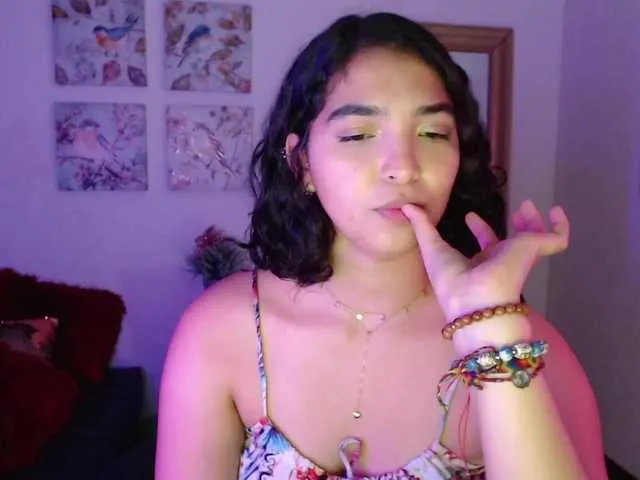 Live sex webcam photo for aria19xo #274155671