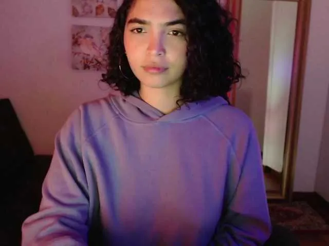 Live sex webcam photo for aria19xo #274267269