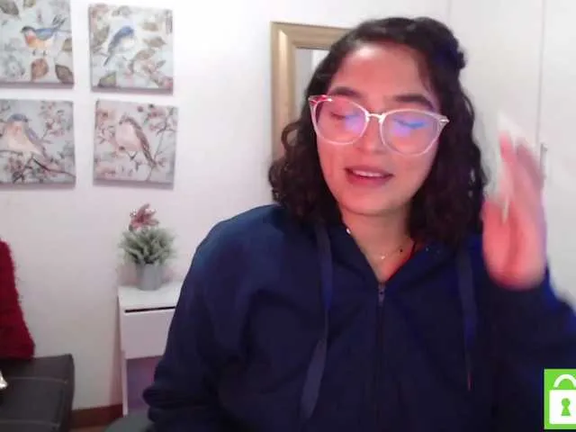 Live sex webcam photo for aria19xo #274404826