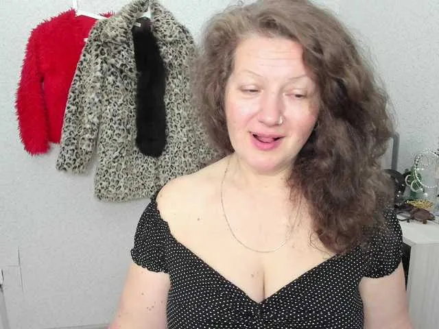 Live sex webcam photo for arialust #291013228